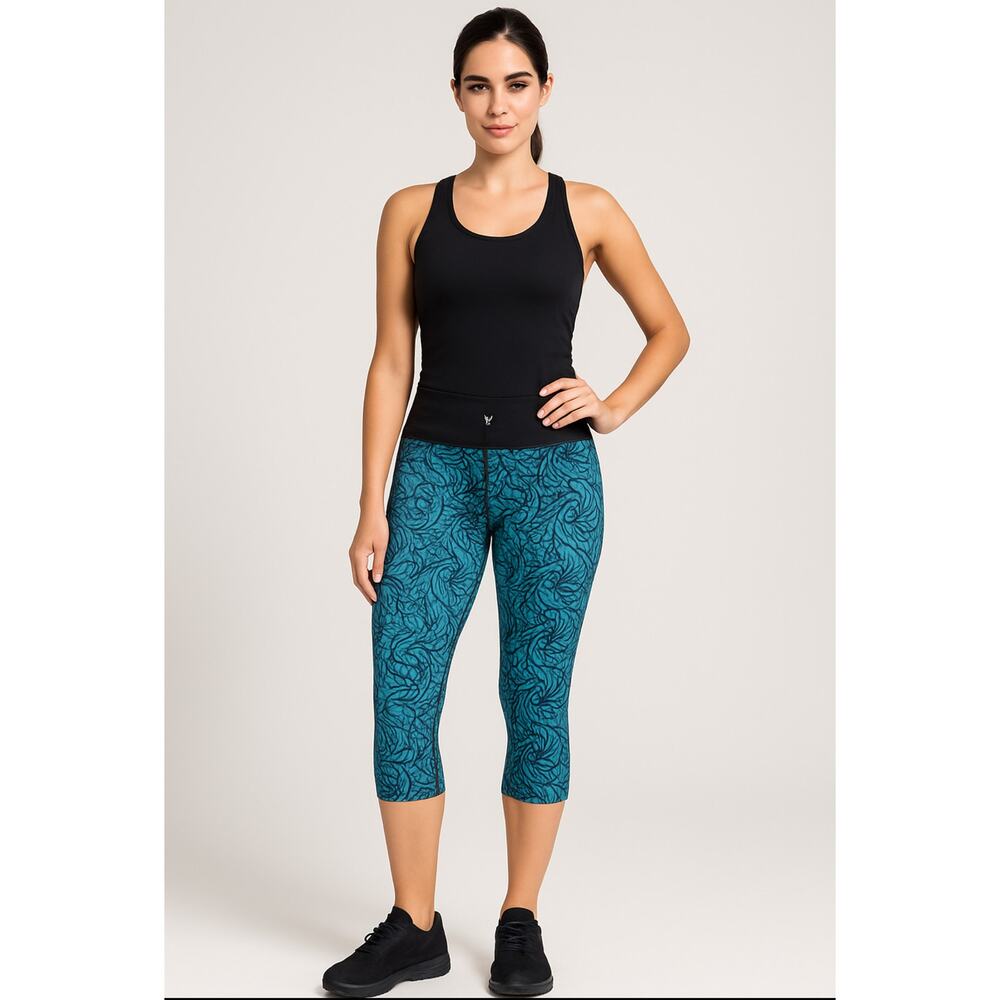 Ki Pro Performance Leggings Womens Medium Capri Yoga Athletic Pants Multicolor
